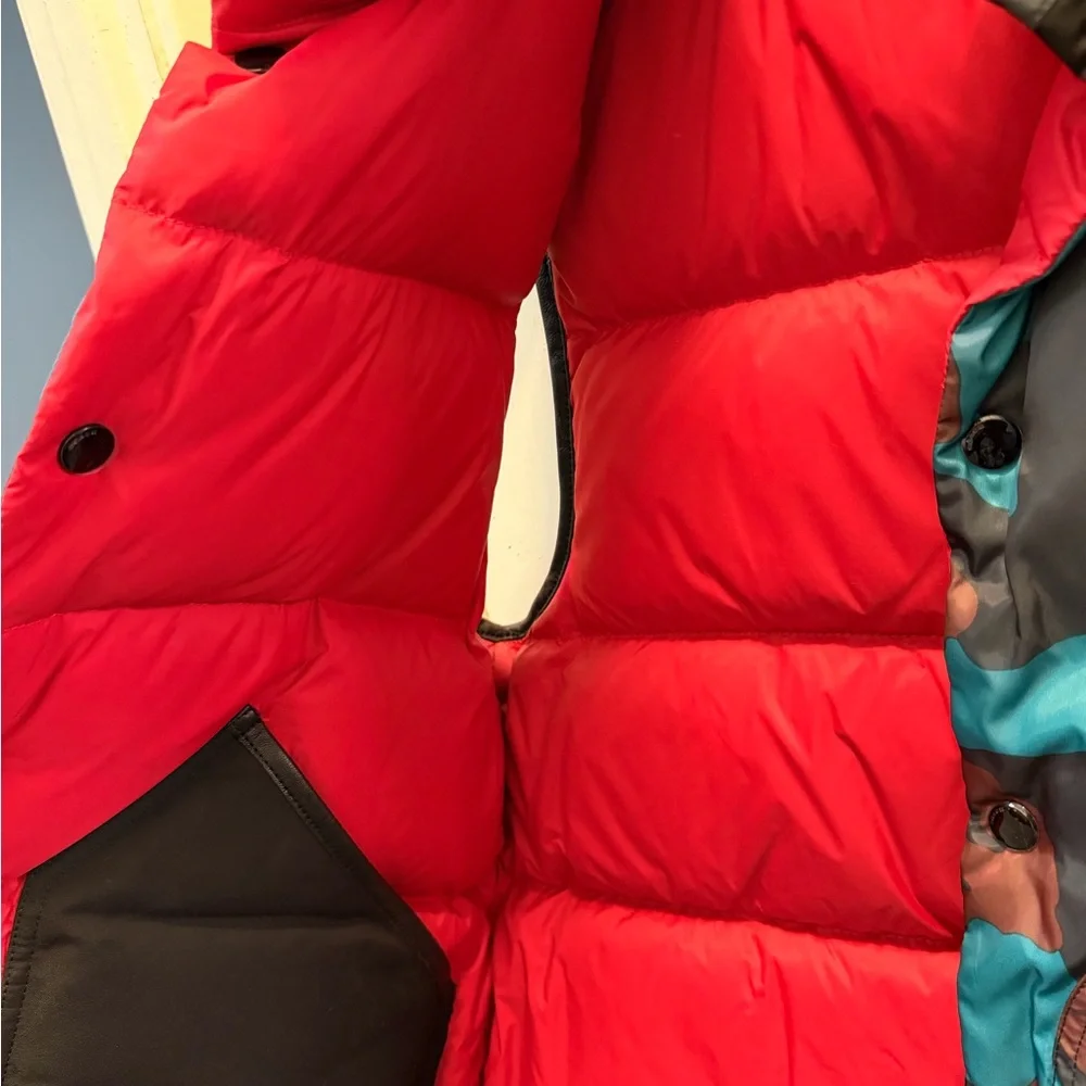 Coach Red and Blue Camouflage Vest - Picture 2 of 8